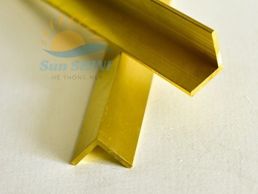 Nẹp Chữ V là Gì? Ứng Dụng Của Nẹp Chữ V Trong Trang Trí Nội Thất 6 Nẹp chữ V đồng
